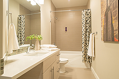 BROOKSIDE MODERN SHOWPIECE